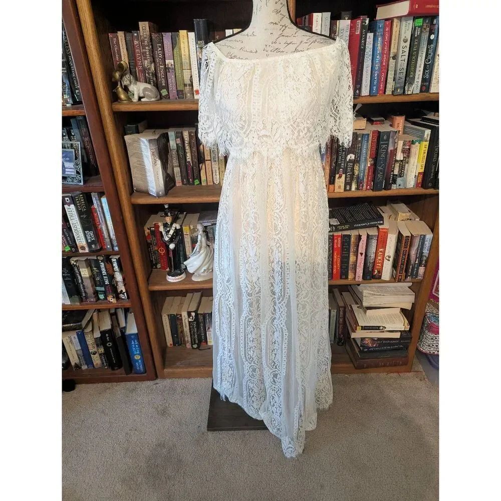 Brand New Baltic Born Women's Size Small Ivory Off The Shoulder Maxi Dress Gown